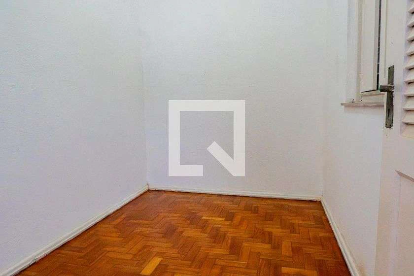 4-bedroom house with private garden and 145 m² — photo 14