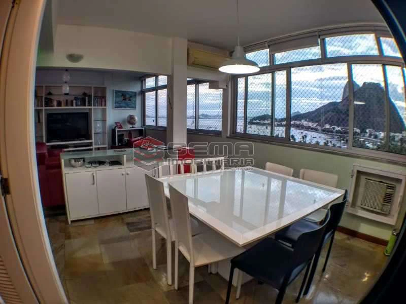Furnished apartment with 2 bedrooms and 70 m² — photo 8