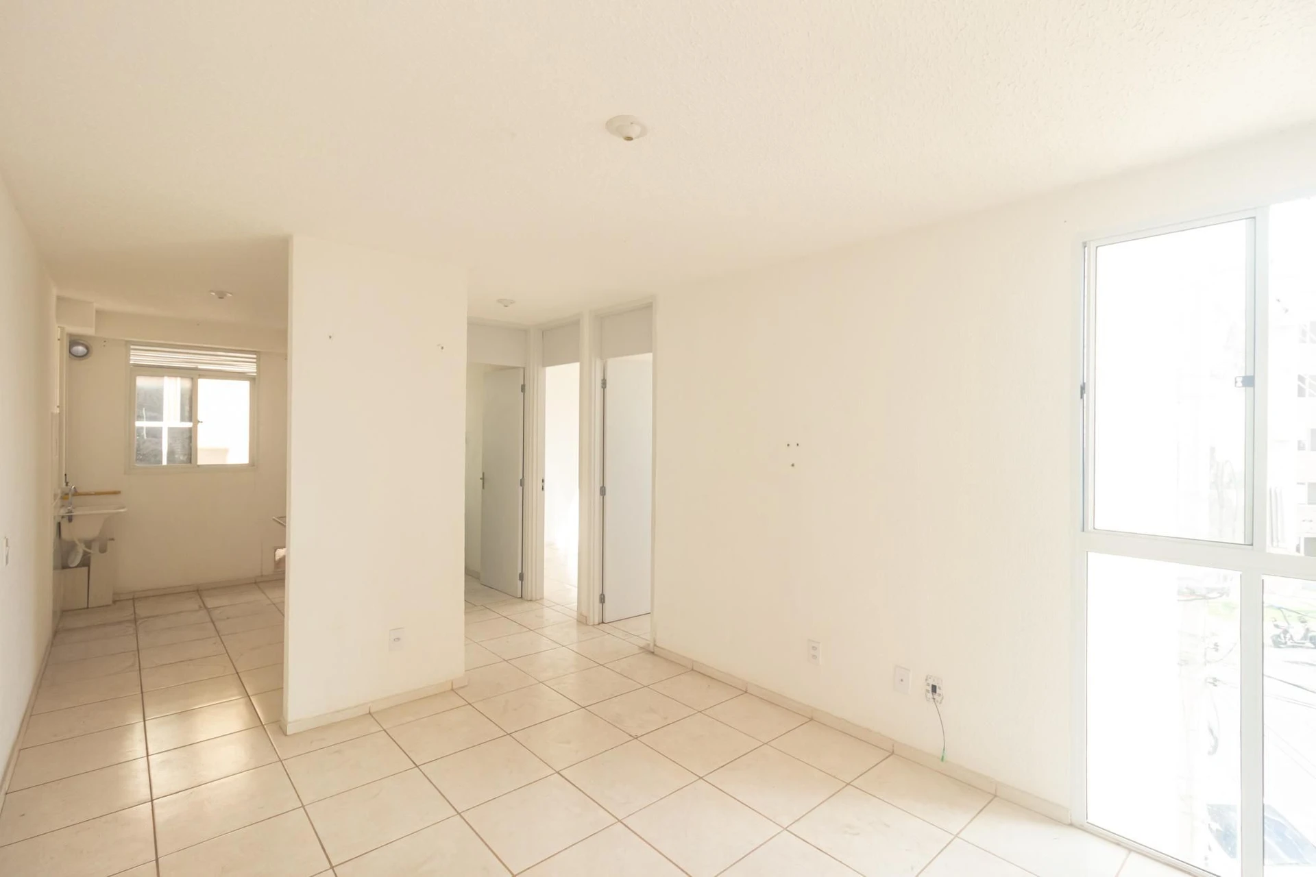 Unfurnished 2-bedroom apartment with 1 bathroom — photo 32