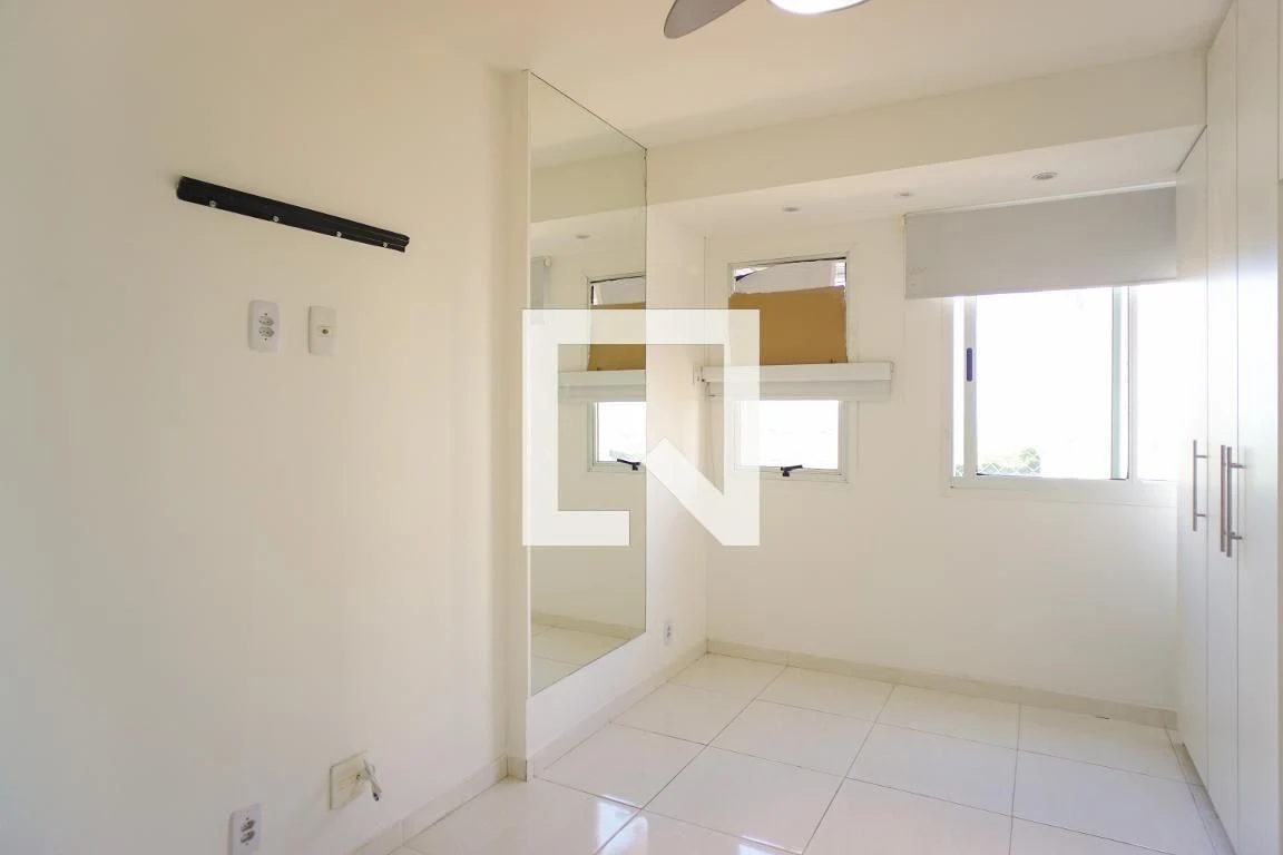 Apartamento sem mobília com 2 quartos e varanda fechada — photo 43