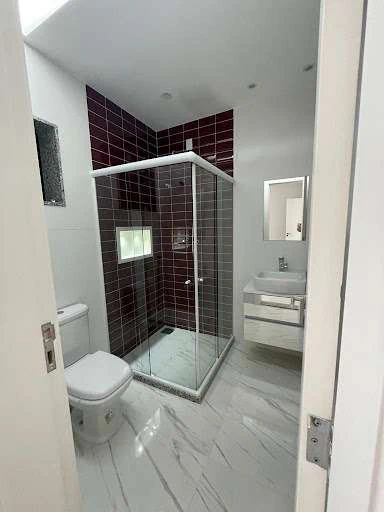 Casa com 3 suítes e churrasqueira privativa, 450 m² — photo 21