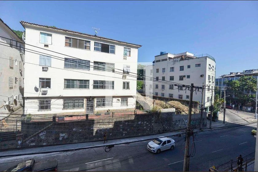 Apartamento de alquiler con 3 dormitorios y 98 m² — photo 43