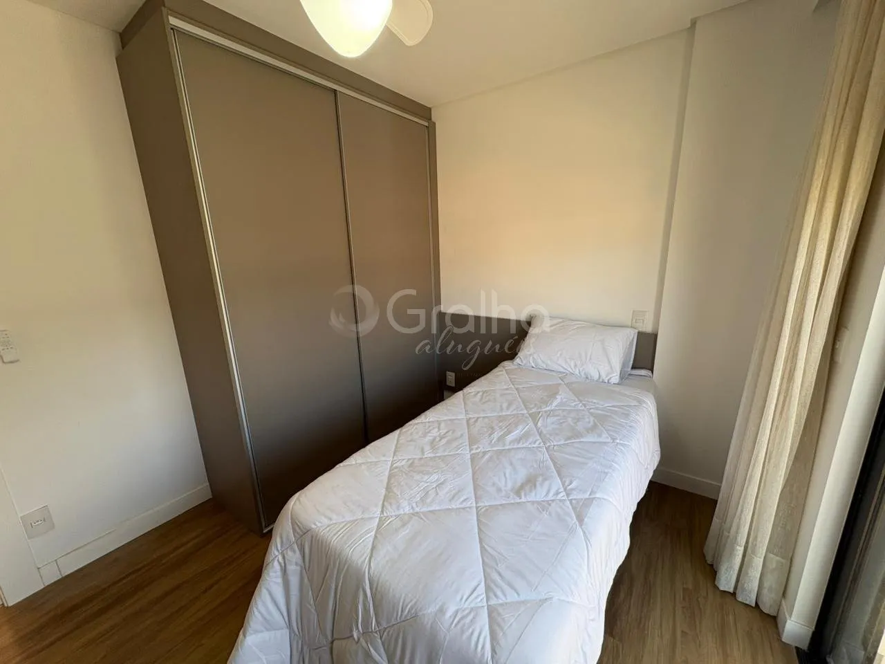 Furnished 2-bedroom 2-bath apartment with 71 m² and 1 parking — photo 9