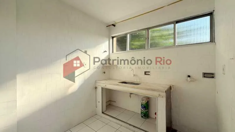 1-bedroom apartment with a separate kitchen — photo 7