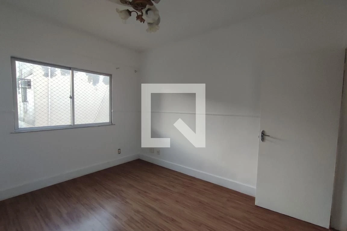 Apartamento para locação com 2 quartos e varanda — photo 32