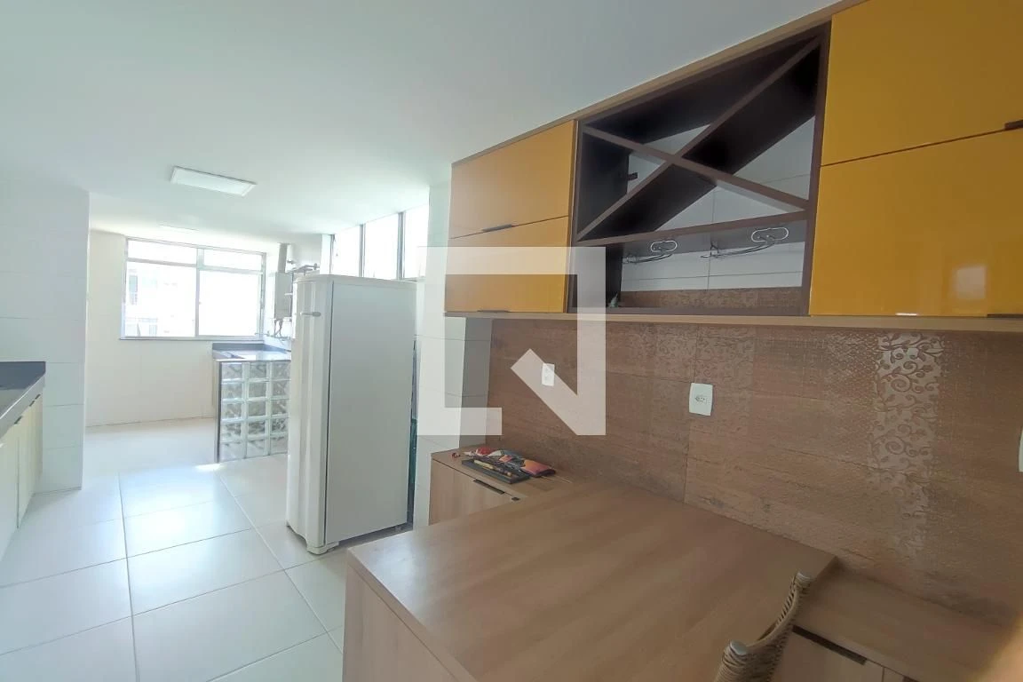 Rental apartment with 2 bedrooms, 1 suite, balcony — photo 10