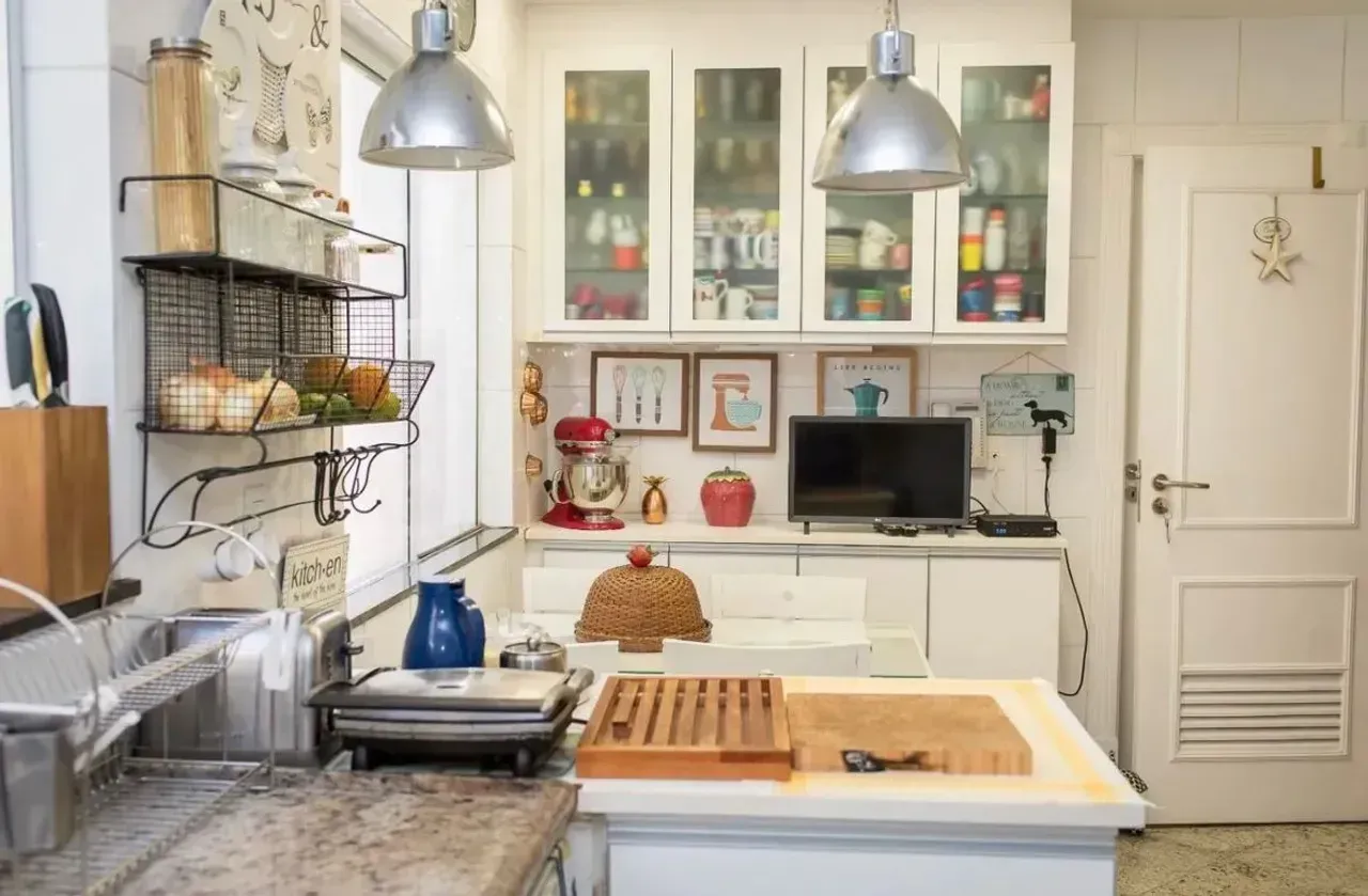 Furnished 3-bedroom house with a workspace corner 360 m² — photo 2
