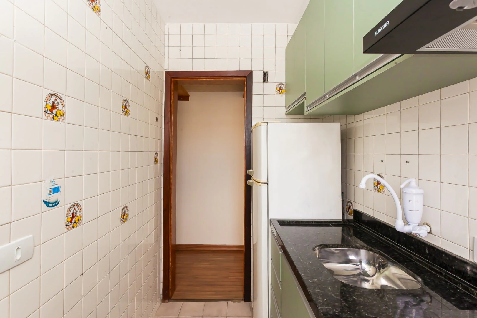 Дерев'яна підлога або ламінат та 1 спальня: квартира 44 м² — photo 12