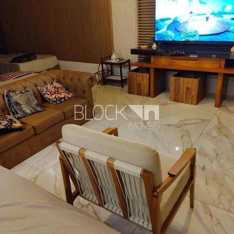 Triplex condo house with 5 bedrooms and 3 en-suites — photo 9