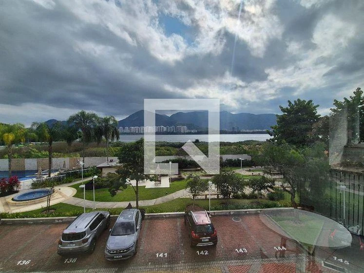 Furnished apartment, 80 m², with a water view — photo 4