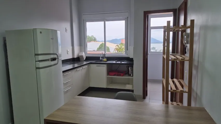Furnished studio, 40 m², with a water view — photo 2