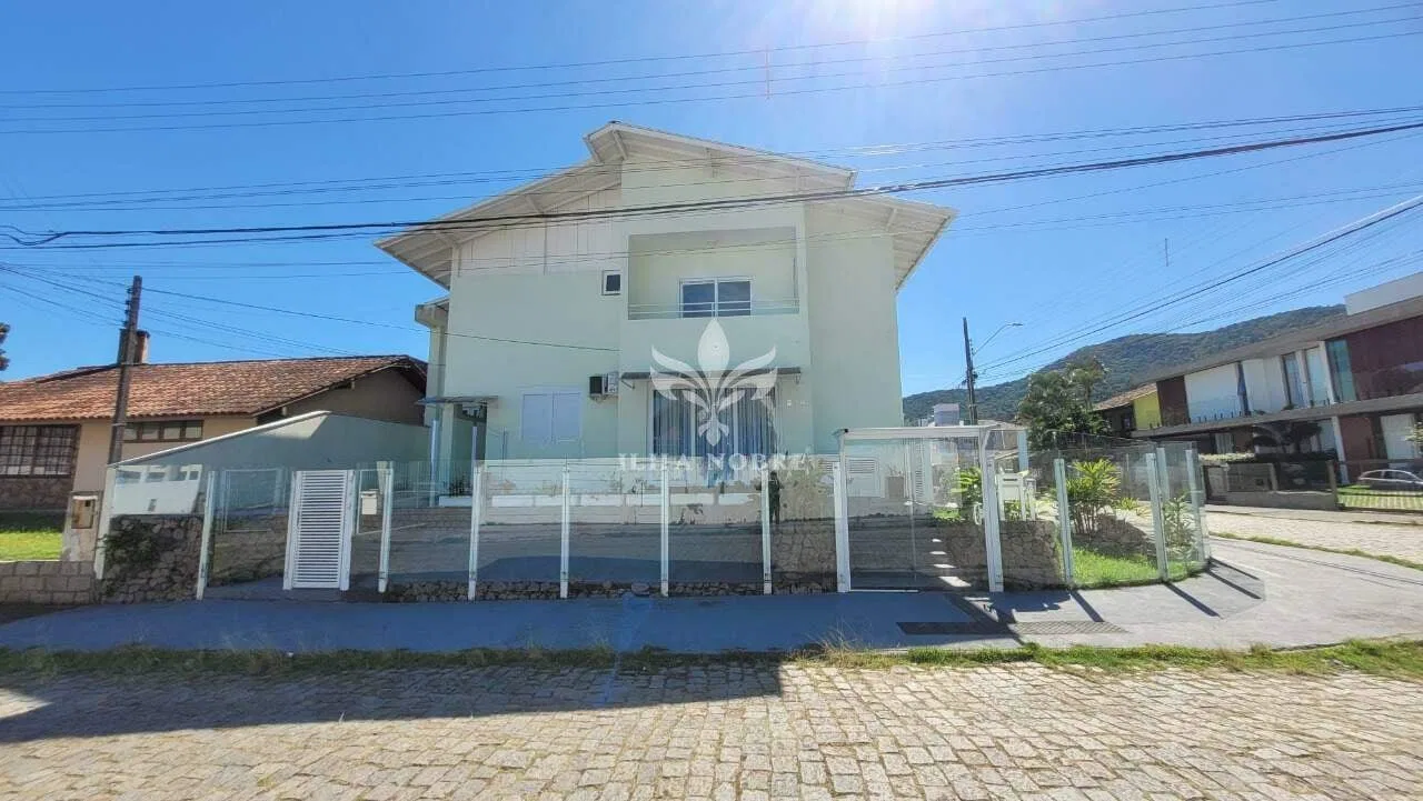 Меблированная квартира 76 м² с 2 спальнями и 1 сьютом — photo 2