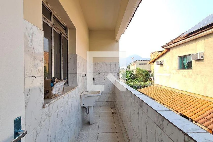 Apartamento sem mobília com 2 quartos e cozinha separada — photo 3