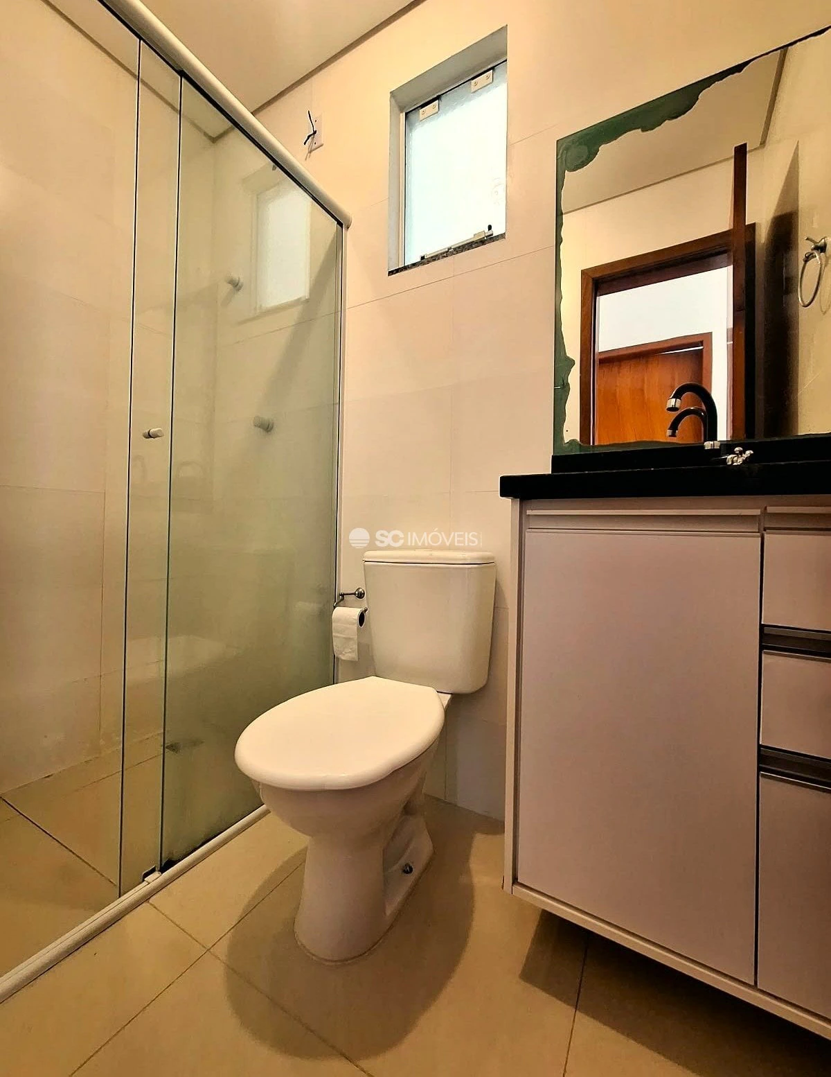 3-bedroom apartment, 1 with its own bathroom, 75 m² — photo 6