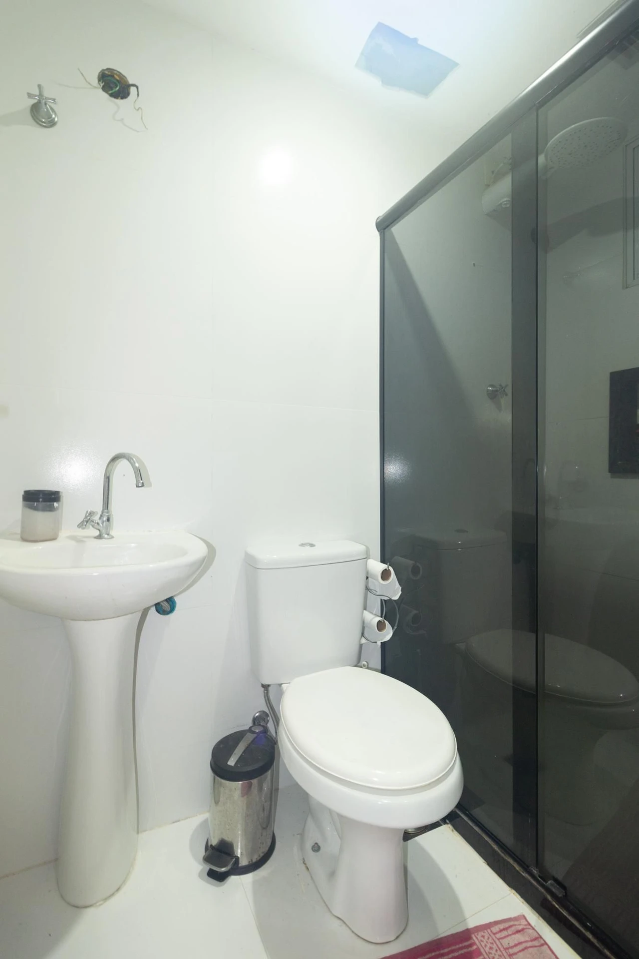 2-bedroom apartment with a washing machine — photo 17