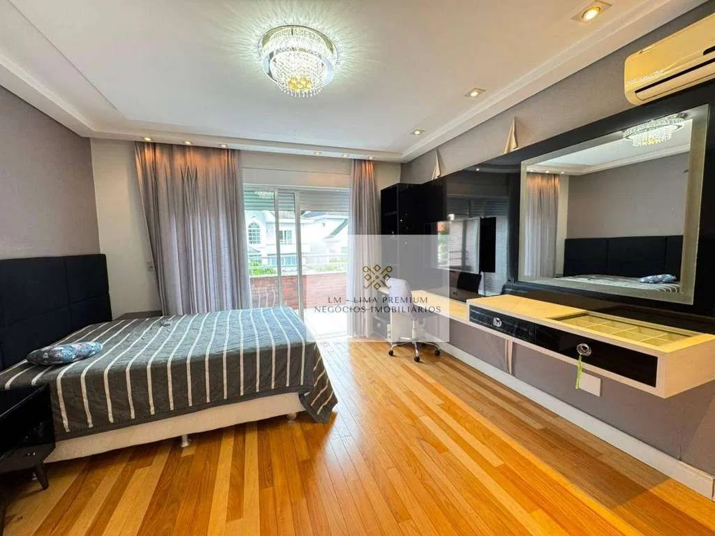 3-suite house with 364 m² and 4 parking spaces — photo 10