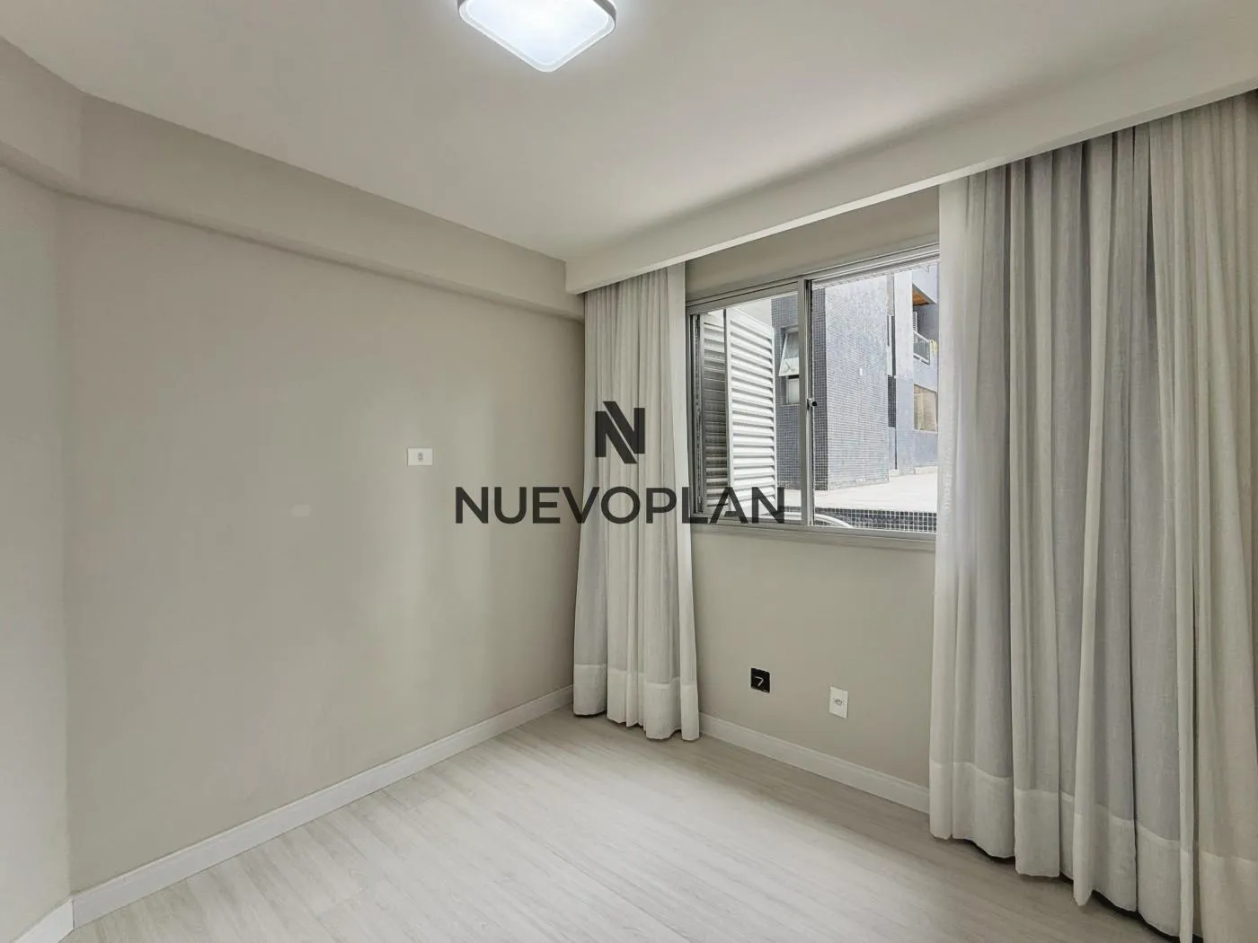 Apartment, 104 m², with a walk-in closet — photo 35