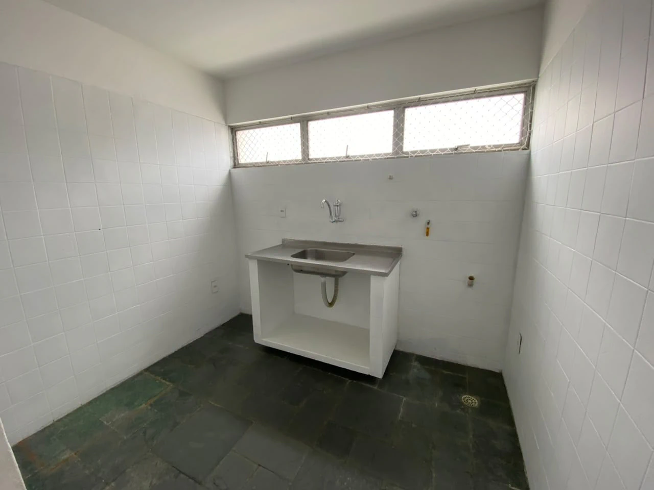 One-bedroom, 50 m² apartment in João Pessoa — photo 10
