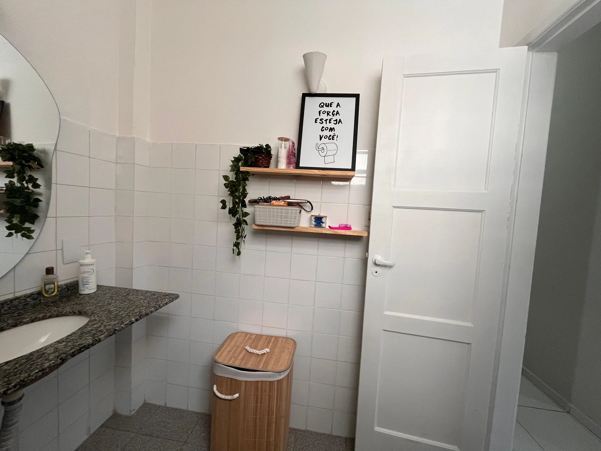 Furnished apartment with 2 bedrooms and 1 bathroom — photo 38