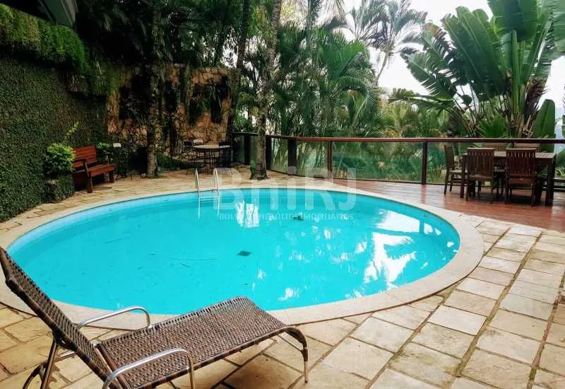 Furnished house with 5 bedrooms and 5 bathrooms — photo 7