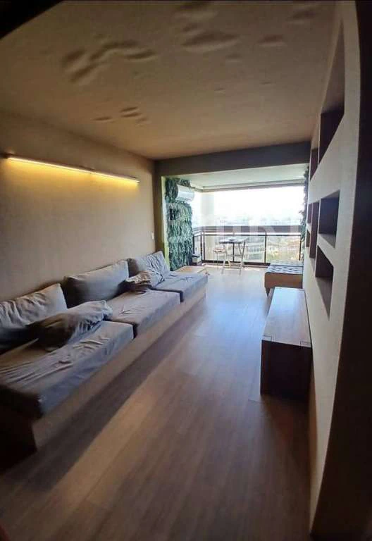 Apartamento de 2 dormitorios con balcón acristalado — photo 22