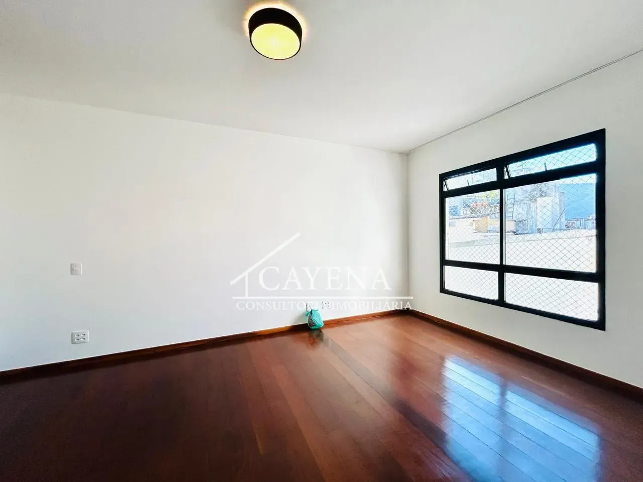 Apartment with 247 m², 3 bedrooms and 4 bathrooms — photo 11