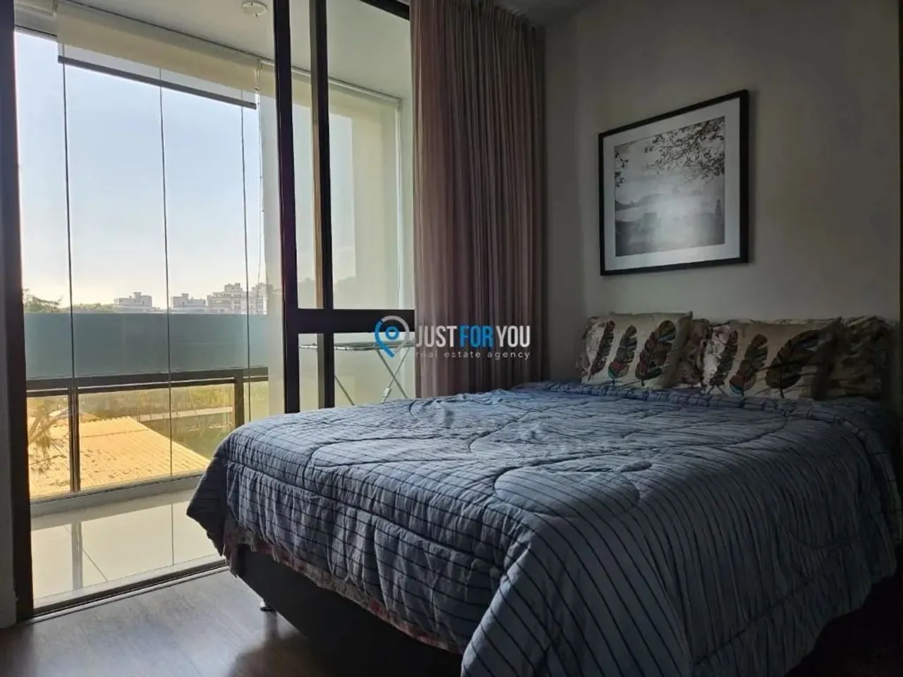 Apartamento mobiliado com 2 quartos e 2 banheiros, 100 m² — photo 2