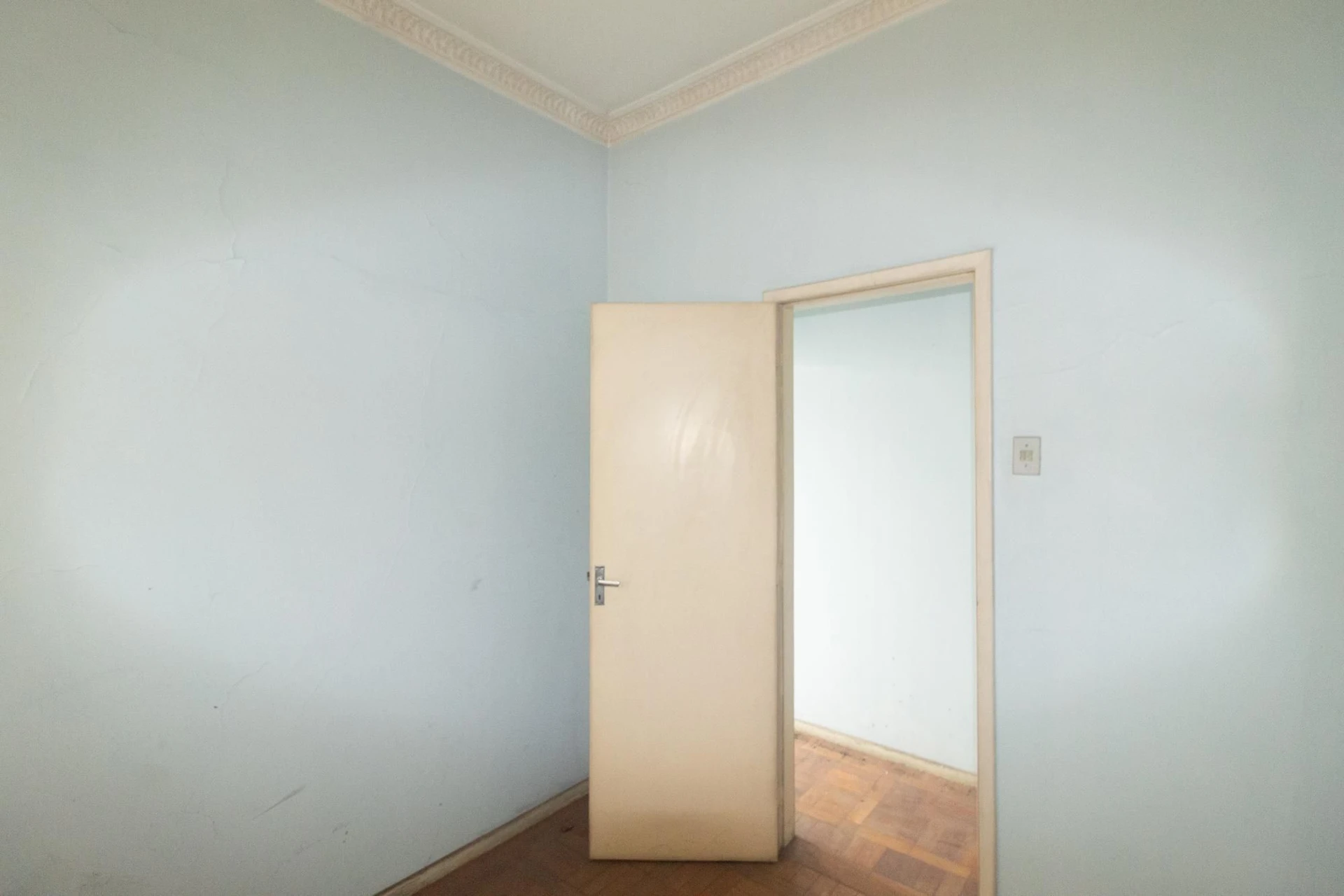 6 quartos e jardim: casa de 263 m² — photo 33