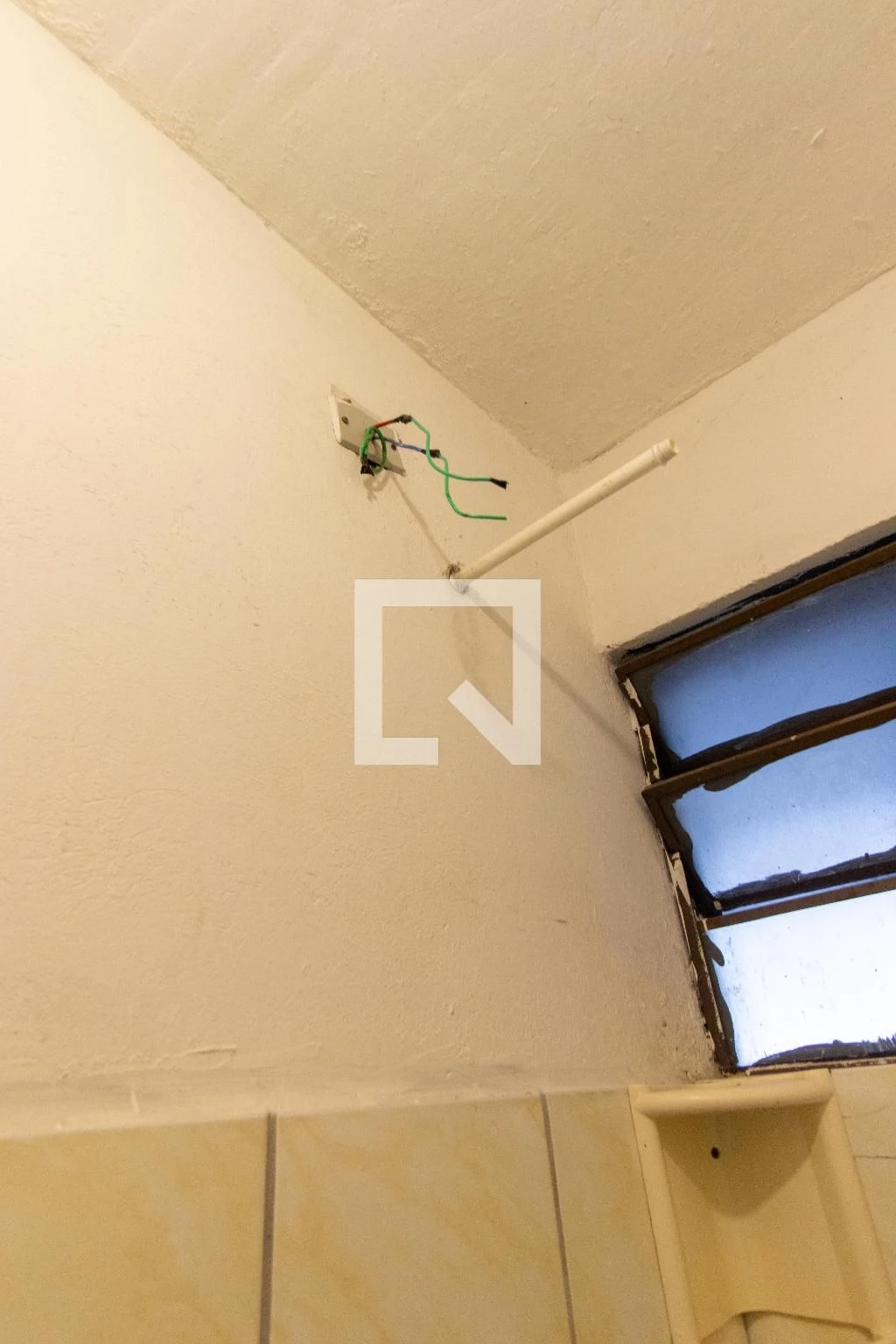 One-bedroom house with a washing machine in Curitiba — photo 20