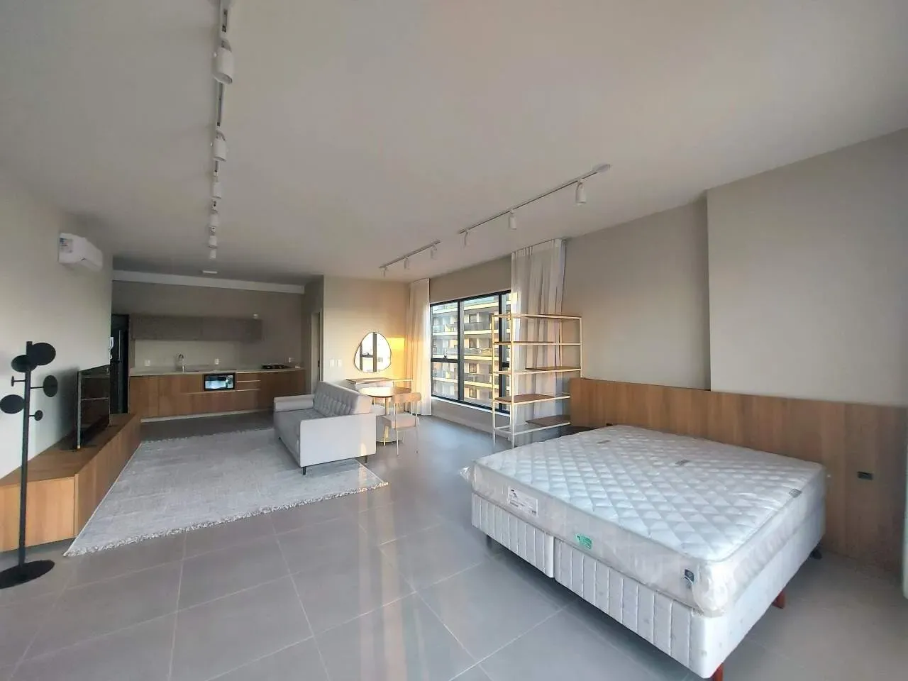 Apartamento mobiliado com 1 quarto e 87 m² no 10º andar — photo 24