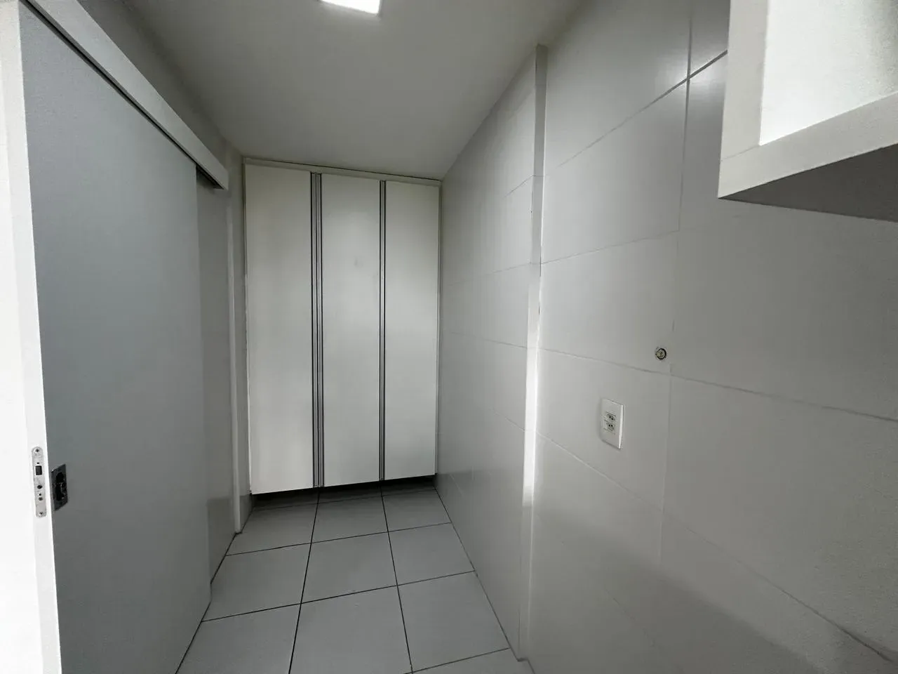3-bedroom apartment, 1 with its own bathroom, 98 m² — photo 14