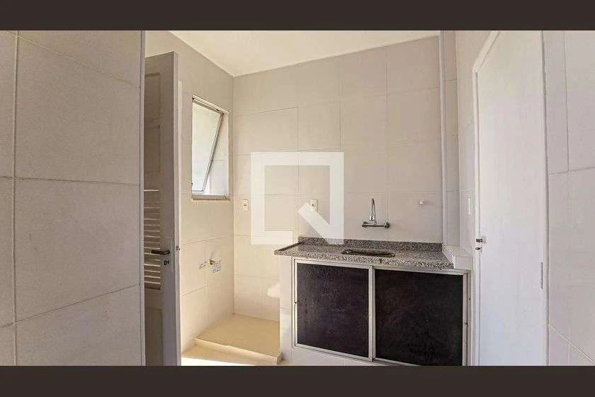 Apartamento com 2 quartos, 2 banheiros e 65 m² — photo 7