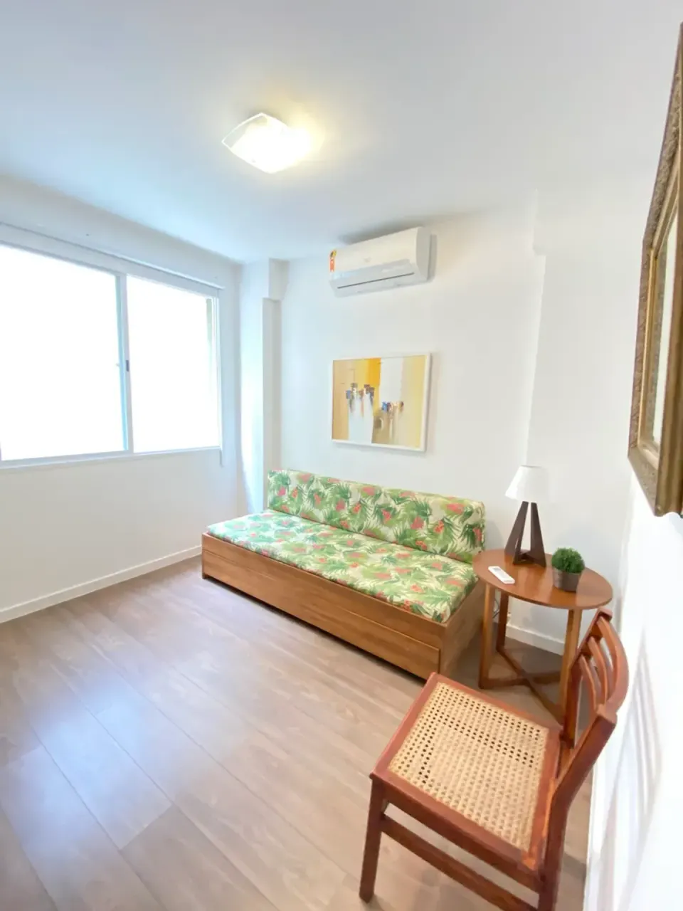 Furnished 2-bedroom apartment with 2 bathrooms — photo 10