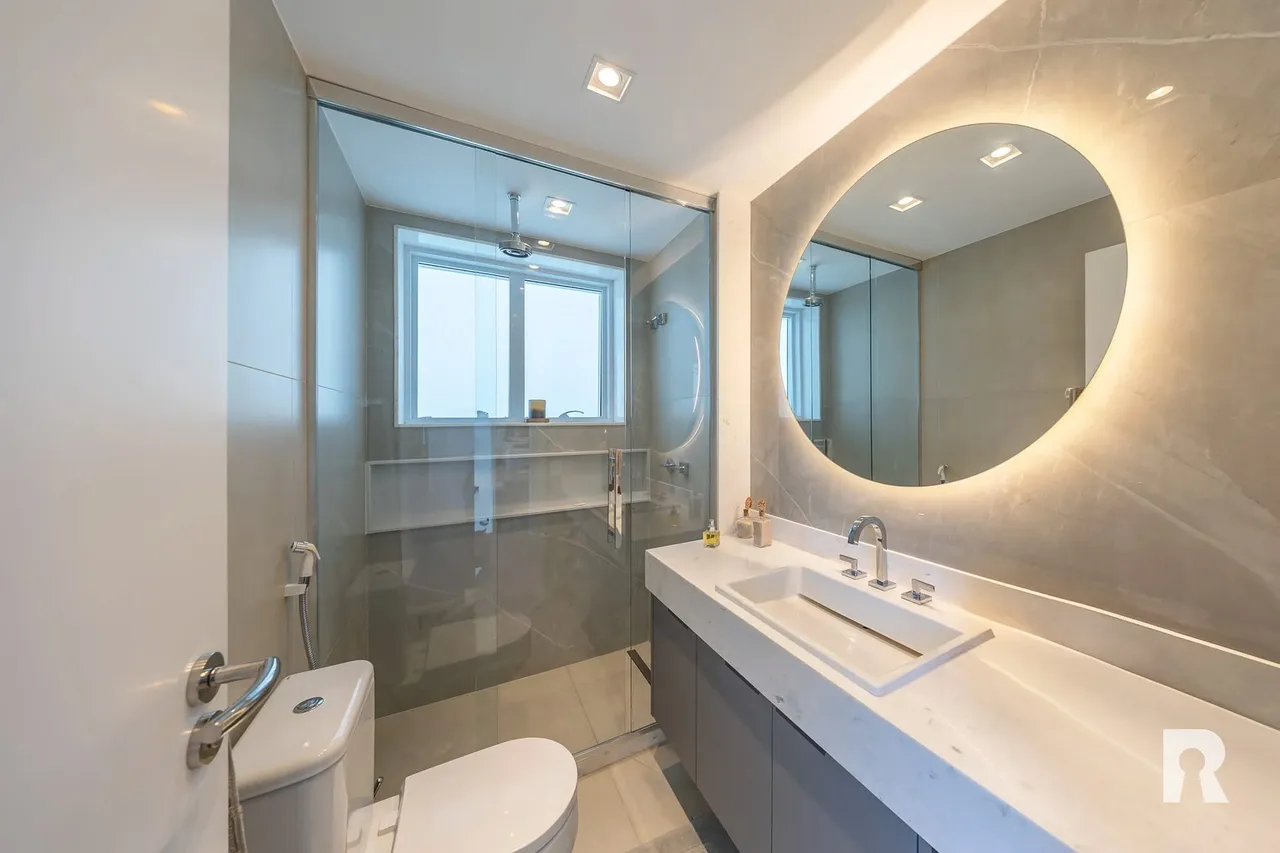 Apartamento mobiliado com 3 quartos e 4 banheiros — photo 2