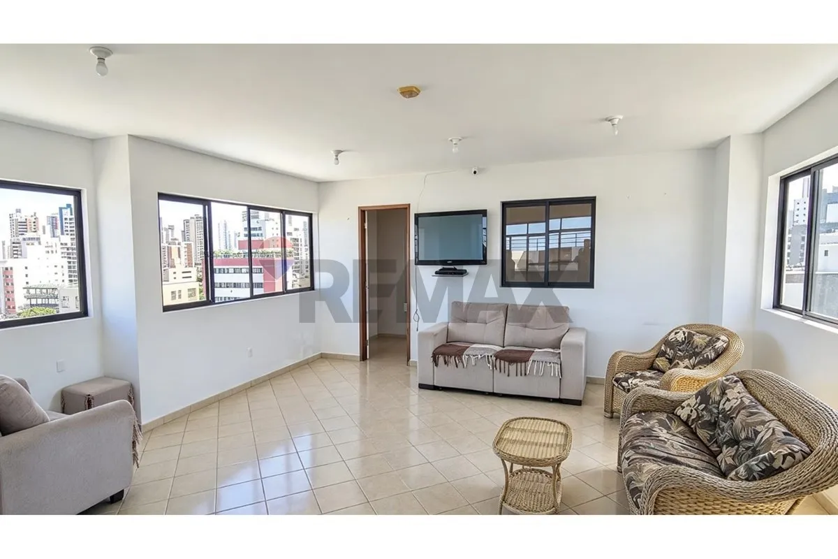 Apartamento mobiliado, 33 m², com vista para a água