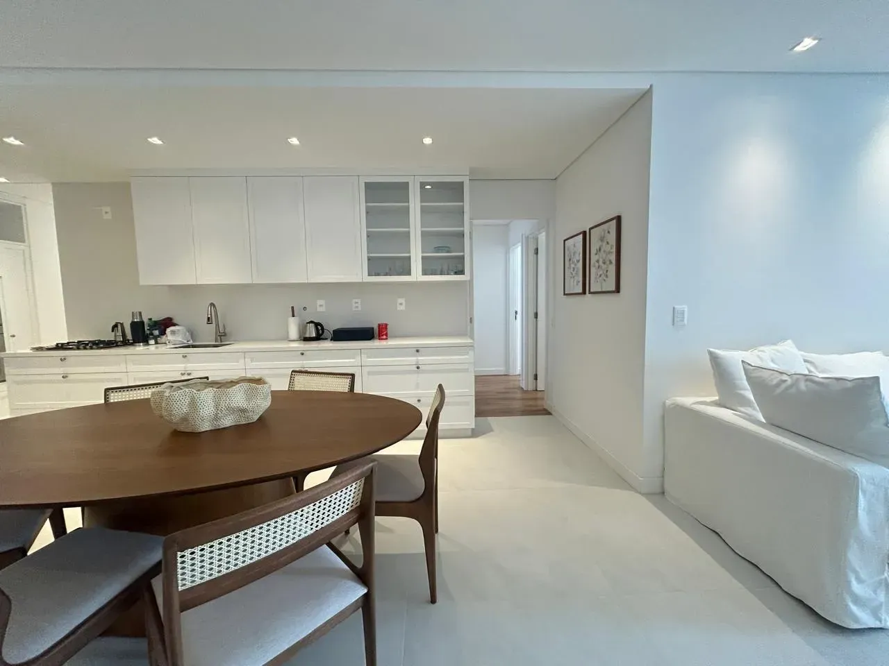 Apartamento amueblado de 3 suites y 115 m² — photo 2