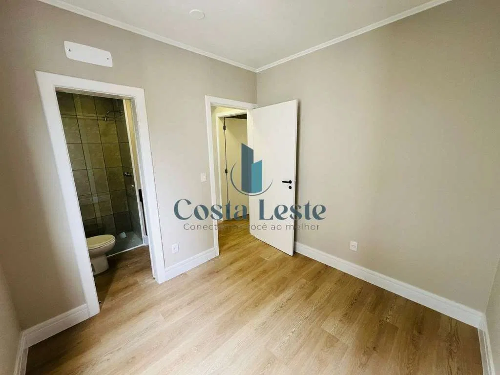 Apartment, 78 m², with a water view — photo 5