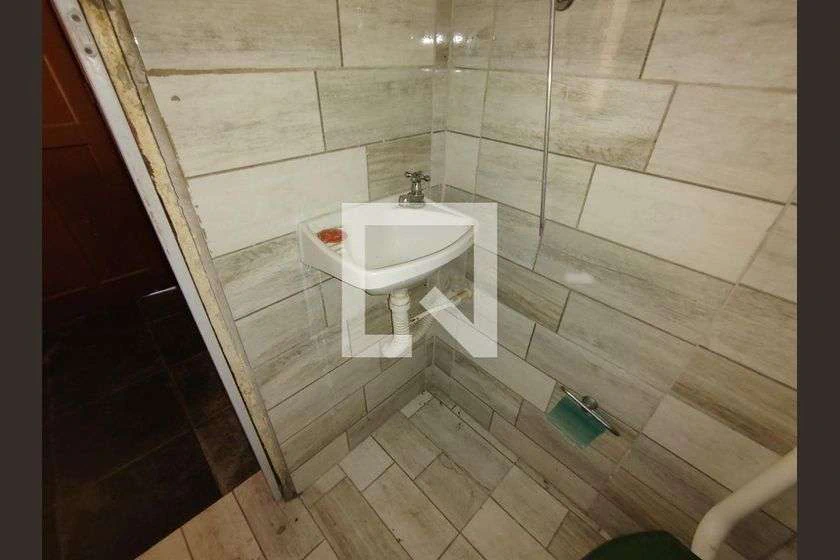 Unfurnished house, 1 bedroom, 94 m², no parking — photo 10