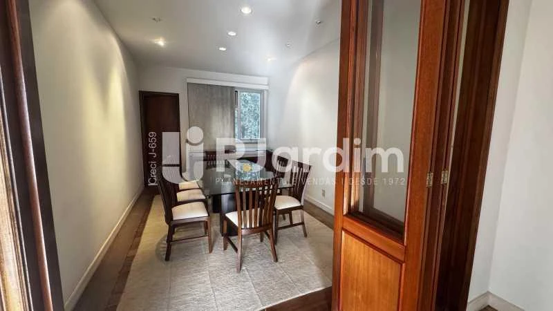 Apartamento de 240 m² com 3 quartos e vista marcante — photo 10