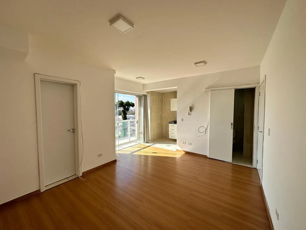 25 m² studio with a washing machine and a home office — photo 6