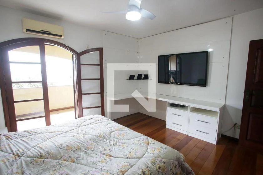 Furnished 400 m² house with 4 bedrooms and 4 bathrooms — photo 16