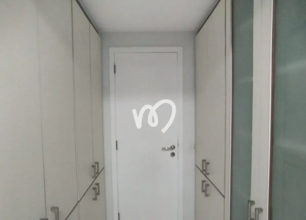 Unfurnished apartment for rent with 4 bedrooms and 313 m² — photo 24