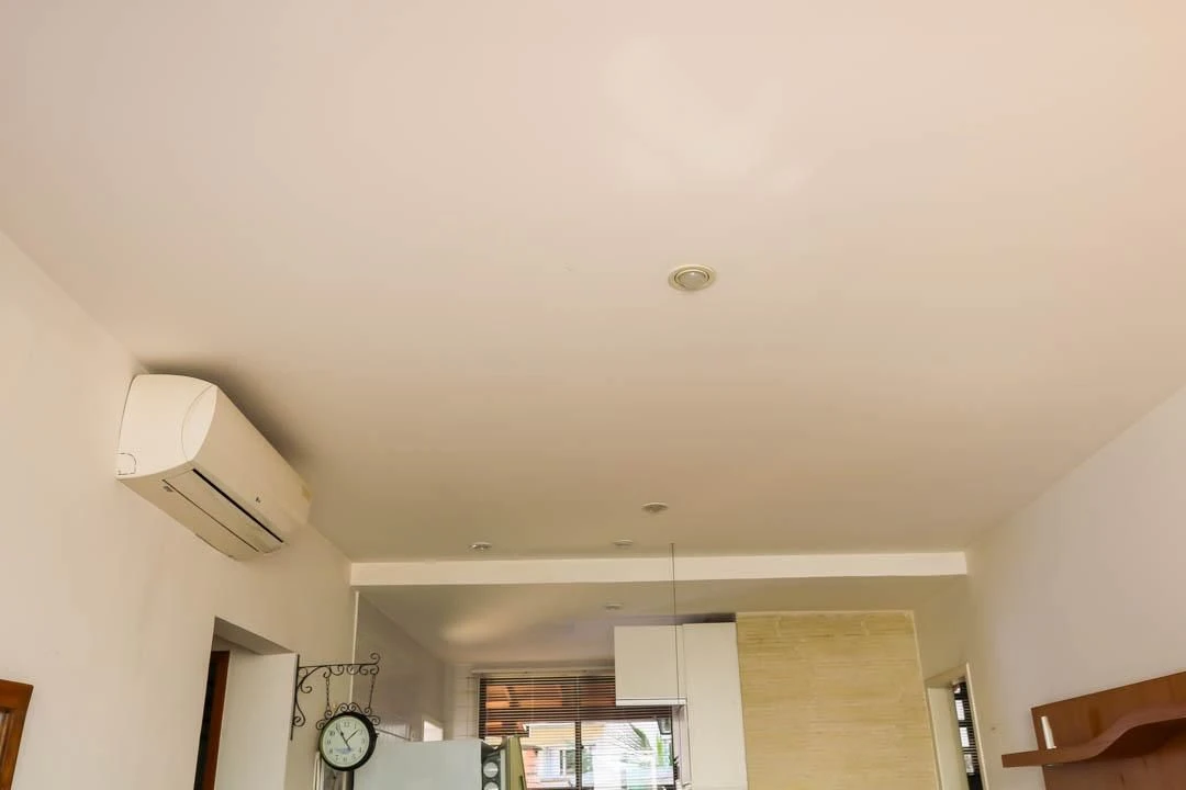Furnished 2-bedroom apartment with a private garden — photo 33