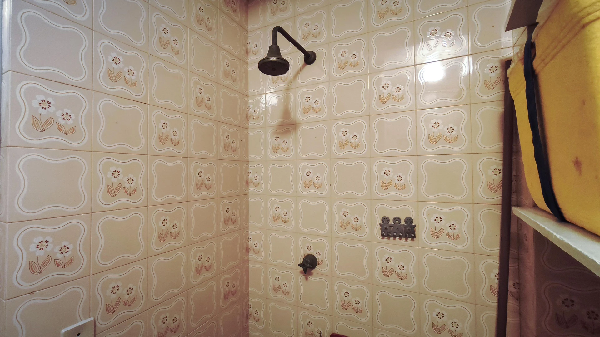 Apartamento de 3 quartos com cozinha separada e 2 banheiros — photo 4