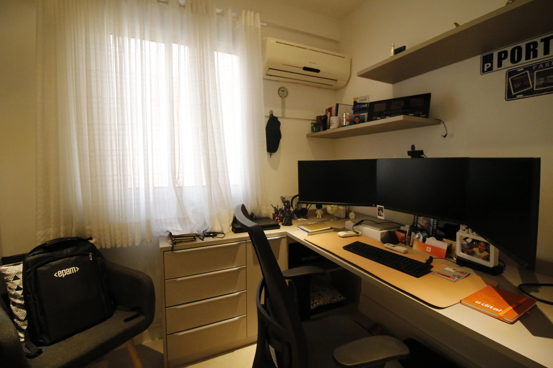 Furnished house, 230 m², with a glass-enclosed balcony — photo 8