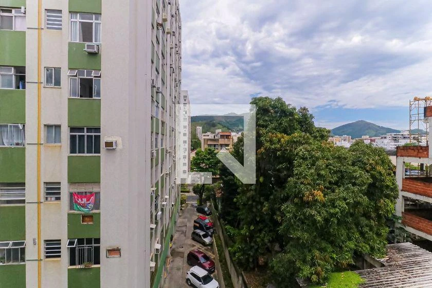 2-bedroom apartment with a grill on the balcony — photo 19