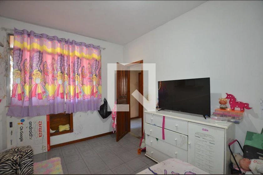 4-bedroom apartment with a home office — photo 25