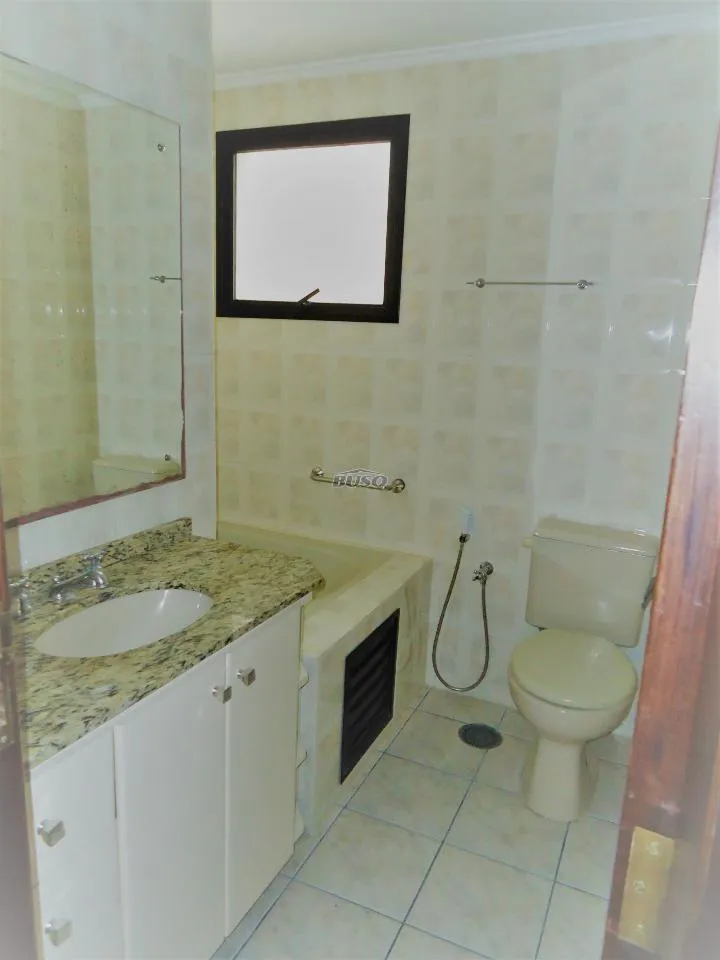 2-bedroom apartment with a grill on the balcony — photo 34