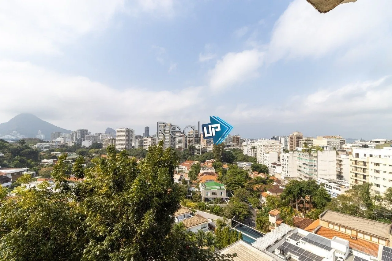 Condominium house with 5 bedrooms and 1081 m² plus laundry — photo 25