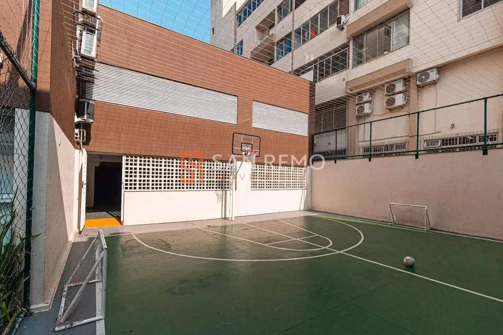 2-bedroom apartment in a building with a gym — photo 19